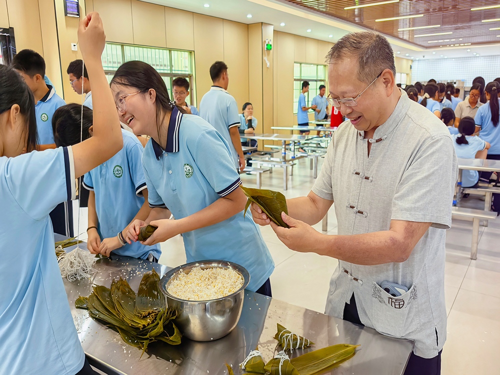 广西玉林正规叛逆不听话孩子学校怎么联系